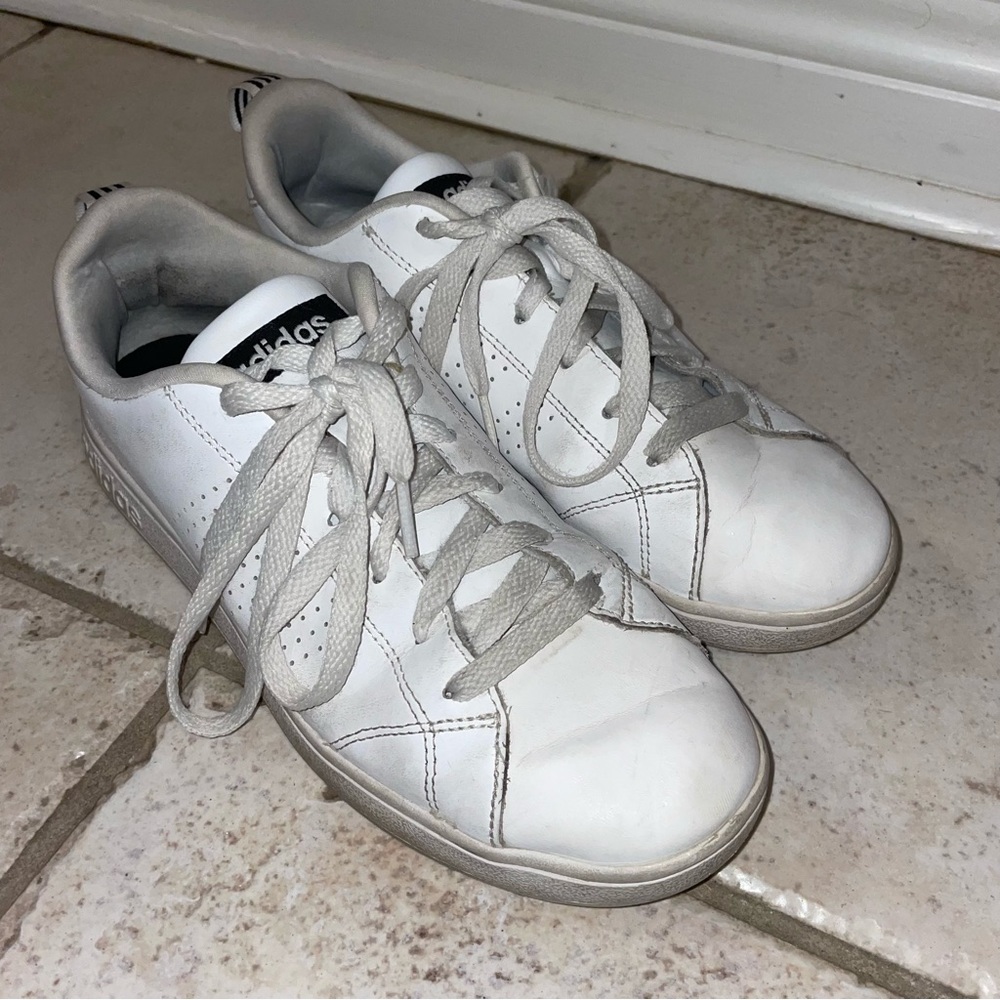 Adidas Sneakers